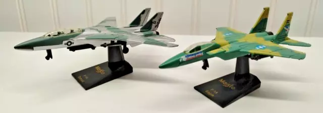 2x Maisto F-15 Eagle Streak Eagle, F-14 Tomcat Diecast Plane