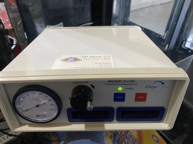 Devon Medical Circuflow 5100 sequential Compression device Machine and Garment