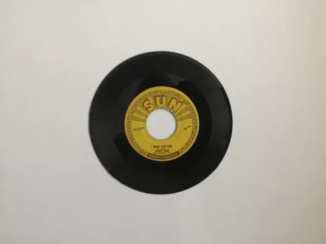 JOHNNY CASH - I Walk The Line / Get Rhythm - Sun  Records - Combined Shipping