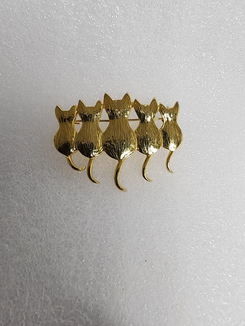 Cat Brooch