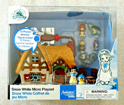 Disney Blanche-Neige Micro Forest Cottage 13 pièces Ensemble de jouets Disney Animators' Collection Littles 