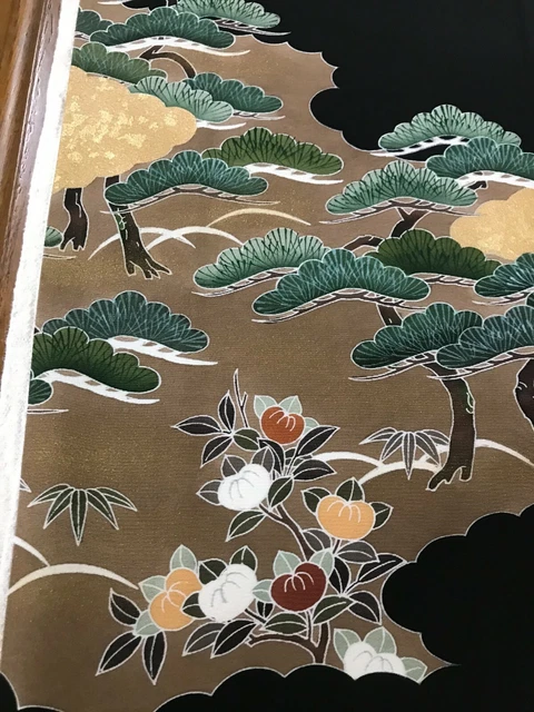 @@ Japanese kimono silk fabric/ tomesode black/ pine trees, Tachibana, gold L70 4