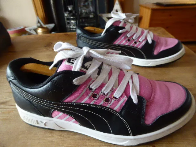 mens PUMA skater style trainers - size uk 9 good condition