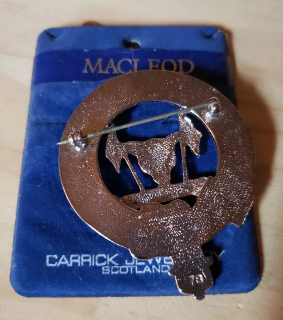 MACLEOD SCOTTISH CLAN Crest Carrick Jewellery Scotland Badge Pin Brooch ...