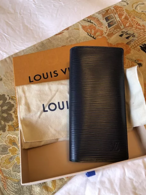 Louis Vuitton Blue Epi Porte feiulle Brazza Long Wallet