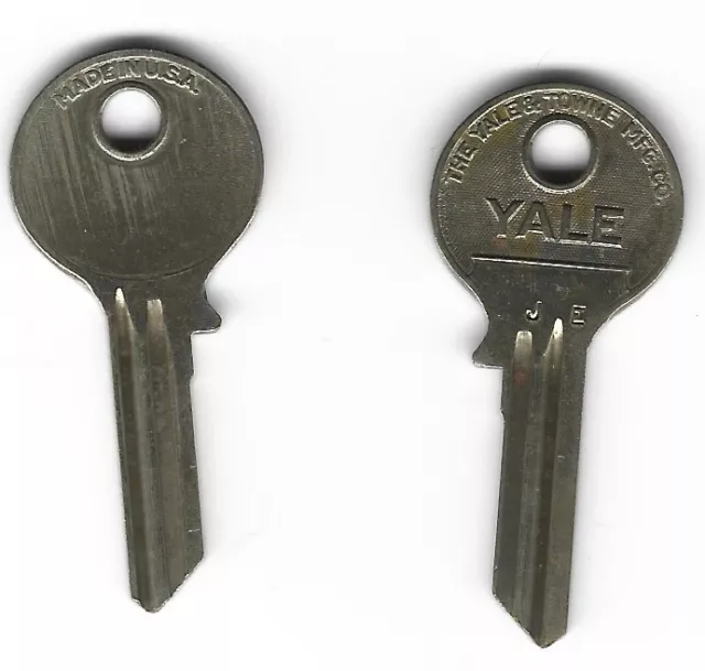 Vintage  Original Yale YA-12 1/2 JE Small 6 pin Key Blank