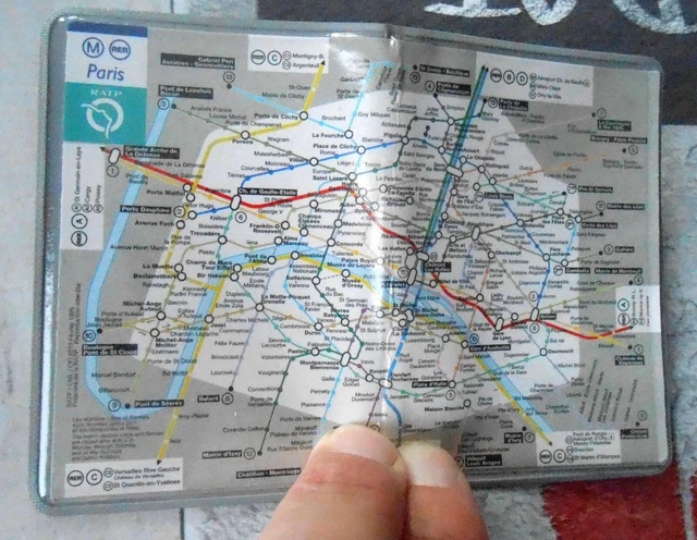 PETIT PLAN RATP METRO RER BUS PARIS ANNEE 1995 AVEC POCHETTE ET TICKET 