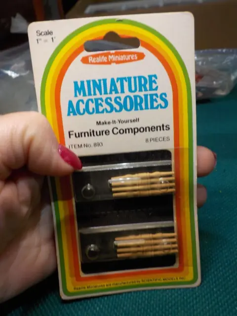 Nip Miniature Dollhouse Miniature Accessories 8 Pieces Make-It Yourself Spindels