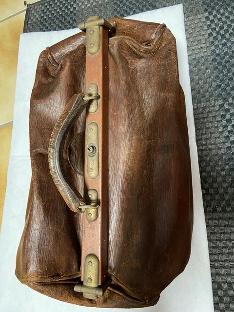 Arzttasche, Hebammentasche, Leder Bügeltasche vintage braun