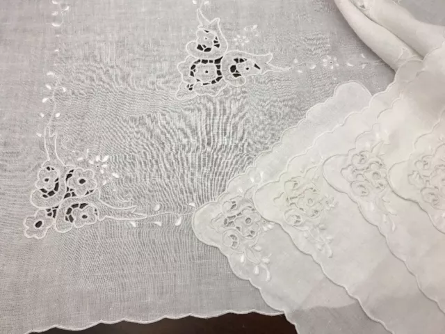 Vtg Set 4 Linen Napkin Tablecloth Flower Embroider Scallop Cut-Work White Square