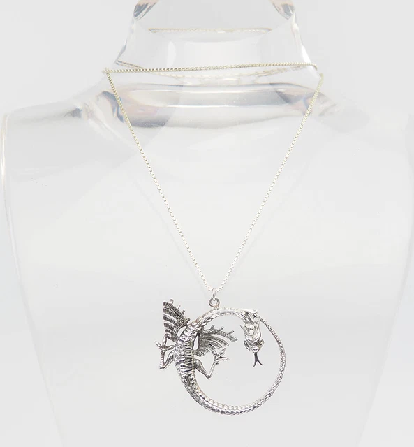 Fantastic vintage sterling silver fairytale detailed dragon necklace pendant