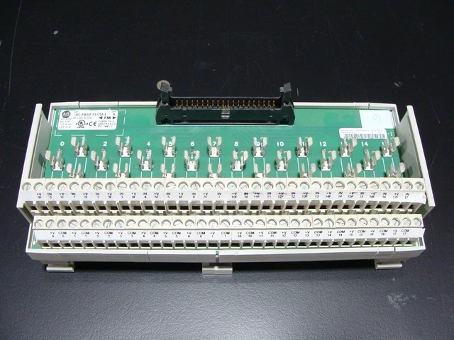 Allen Bradley 1492-IFM40F-FS120A-4 40-Point Isolé Thermocollant Interface Module