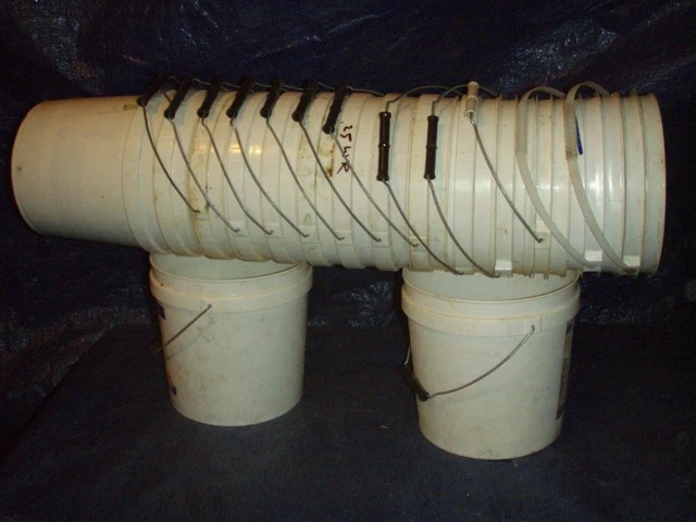 Buckets....1 Gal....USED....sixteen(16)....local pick up....Atlanta, Ga.