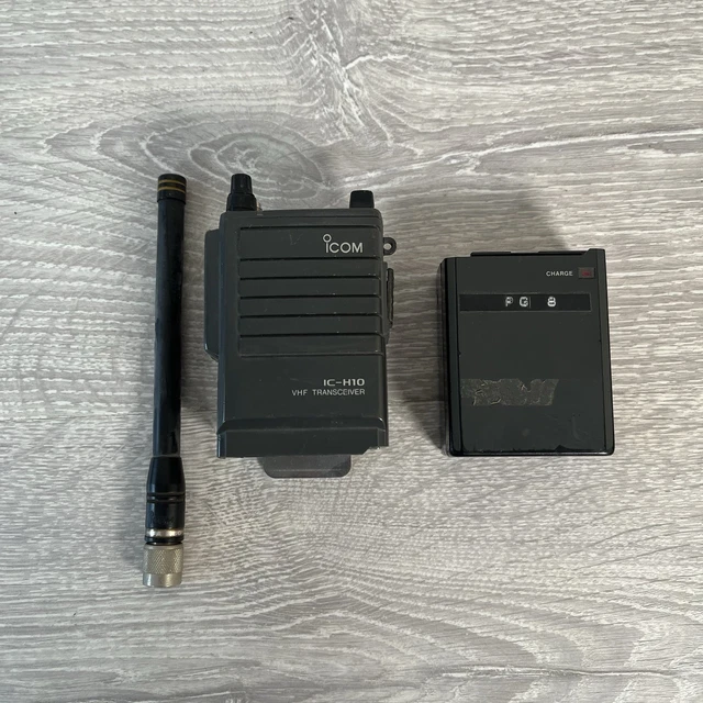 Stern-Radio Berlin Transistor-Reiseempfänger R100