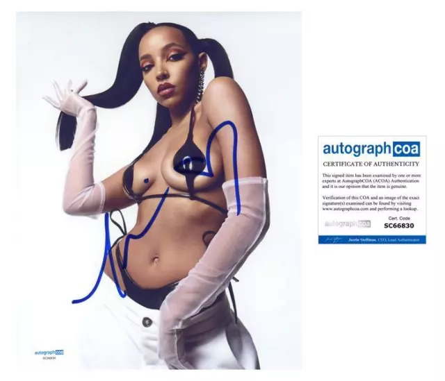 Tinashe "Superlove" Singer AUTOGRAPH Signed Autographed 8x10 Photo C ACOA