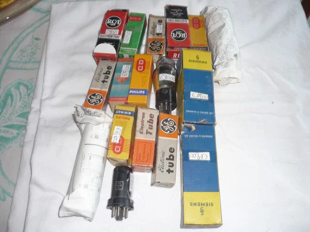 Valigetta Lotto 120 Antiche Valvole Radio TV – Ricambi Vintage Per Riparazioni - Foto 3