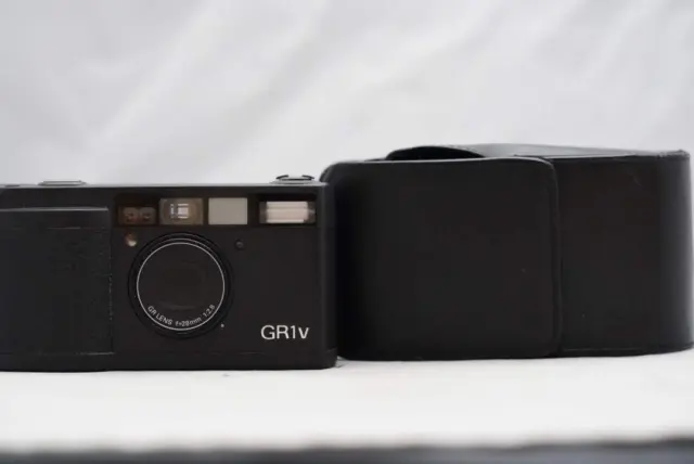 [MINT] Ricoh GR1V QD Black 35mm Point Shoot Film Camera LCD Works