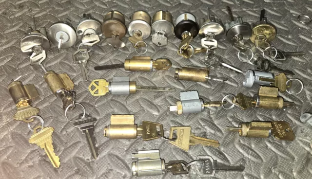 Lot of 21 LOCK Cylinders (Deadbolt, Mortise, KiK), SC-1/Kw-1 & RANDOM