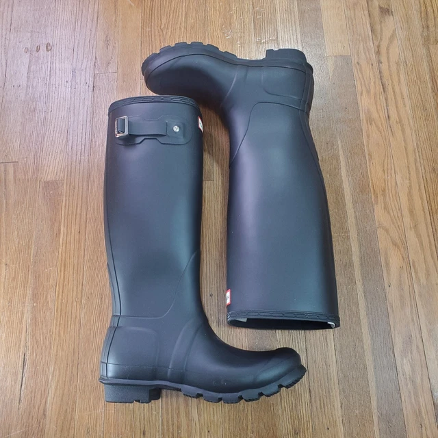 hunter tall rain boots black