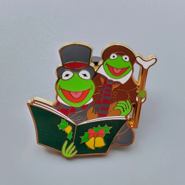 BOB CRATCHIT & Tiny Tim Muppet Christmas Carol Pin Limited Edition