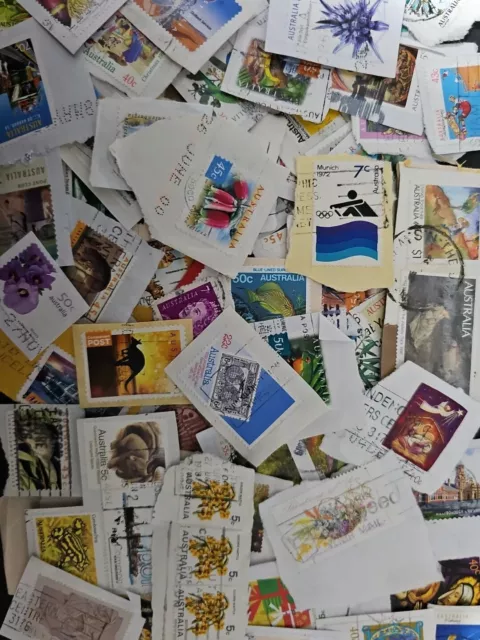 100 Different Australia Decimal Stamps On Paper - Variety Pack