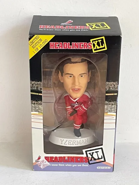 Steve Yzerman Detroit Red Wings NHL Hockey 1998 Headliners Bobblehead W/COA NIB