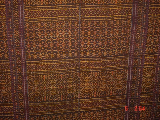 Impressive  S. Antique   Flores Ikat Weaving In Four Panels Tube Skirt **Hg***