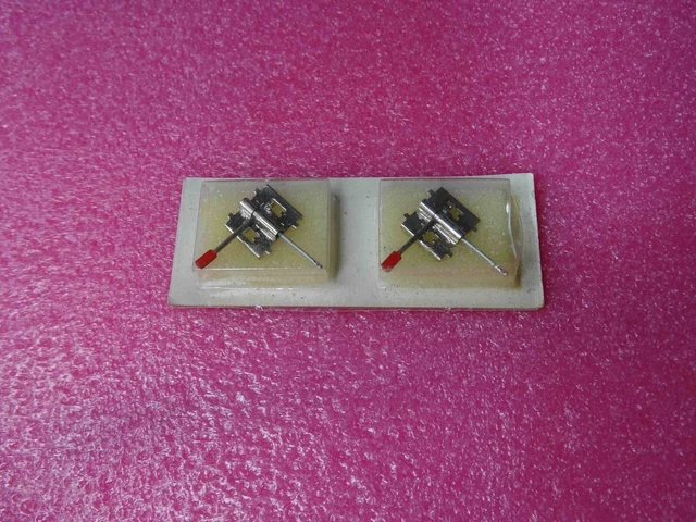 Lot De 2 Saphirs EUROPSON Pour Platine BSR TC8 - Pièce Détachée Hi-fi Neuve