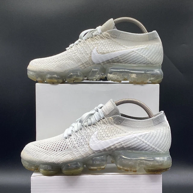 Nike Air Vapormax Flyknit Pure Platinum Grey White Womens Size 8 Rare 849557-004