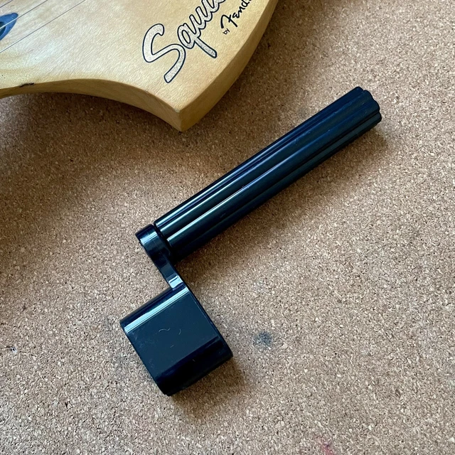 Guitar String Winder/Bridge Pin Puller - Black