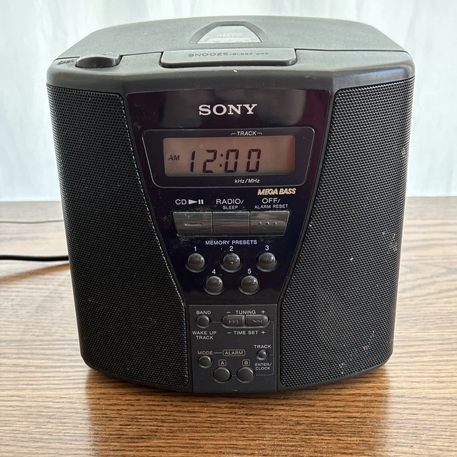 SONY MEGA BASS Alarm Clock Radio CD Player Model No. ICFCD833 TESTED