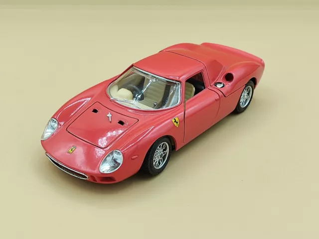 Burago Ferrari 250 Le Mans 1965 Echelle 1:18 Voiture Miniature - Rouge  (3033)
