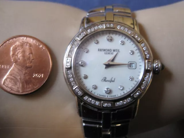 H338 ladys stainless steel 59 diamond RAYMOND WEIL quartz date watch H338 ladys stainless steel 59 diamond RAYMOND WEIL quartz date watch