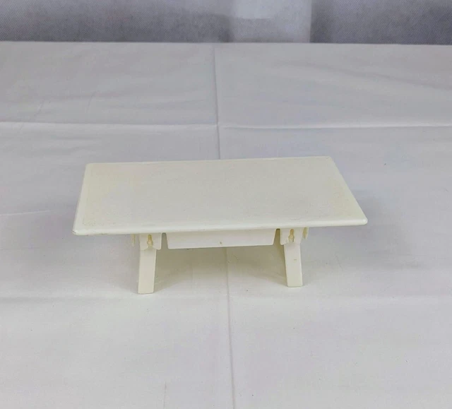 MATTEL 1992 BARBIE Fold 'n Fun House Coffee Table Replacement Part