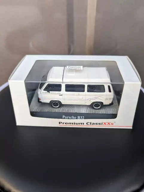 Kyosho Premium Classixxs 1/43 Porsche B32 Carrera Cup