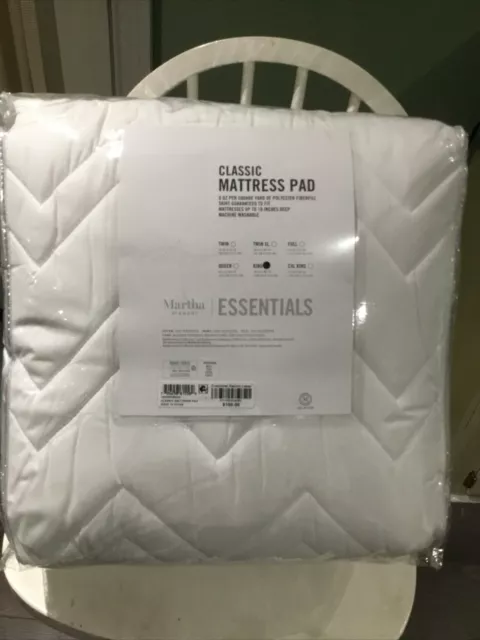 Martha Stewart Essential KING Mattress Pad Cover Topper 18' Deep White NEW