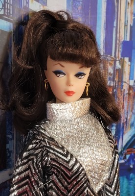 Vtg  Barbie Clone Maddie Mod Shillman Silver Metallic Eyelash Shift Dress EUC