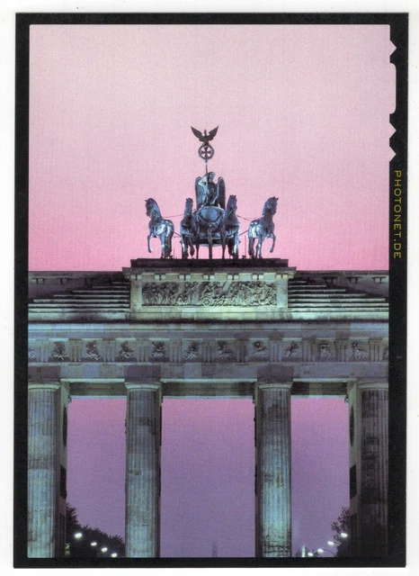 AK Berlin / Quadriga auf dem Brandenburger Tor