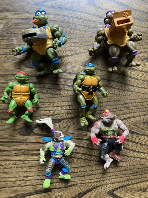 Vintage TMNT action figure & toy lot Teenage Mutant Ninja Turtles 1980s & 1990s