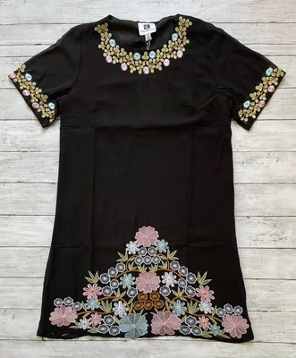 Vicky and Lucas Women's Sz L Floral Embroidered Short Sleeves Black Dress