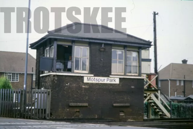 35mm Slide BR British Railways Scene View Motspur Park Signal Box 1984 Original