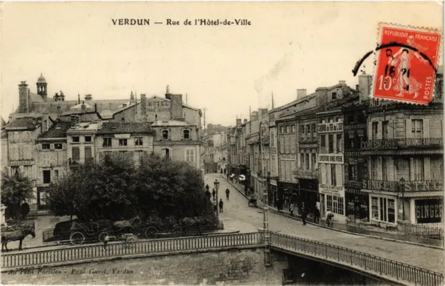 CPA Verdun - Rue de l'Hotel-de-Ville (254903)