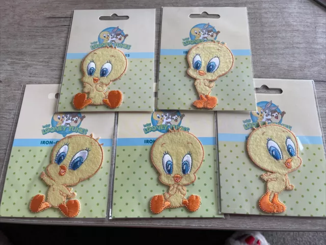 5 Baby Looney Tunes Tweetie Pie. Iron on Patches.