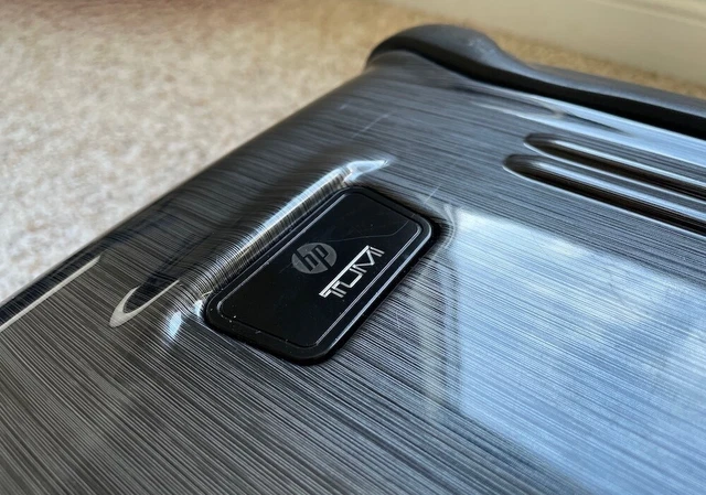 TUMI Vapor International Carry On 4-Wheel 28020D Suitcase Luggage Black/Grey 3