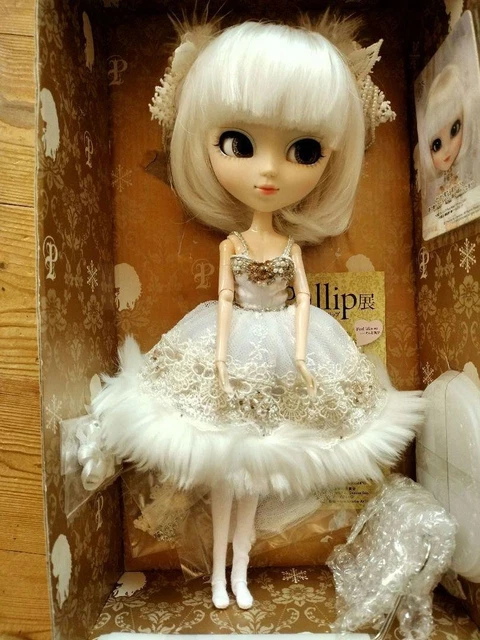 PULLIP PERE NOEL P-082 Matsuya Ginza Fashion Doll Christmas