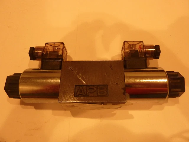 International DG03-6C-24VDC82DN Directional Control Valve