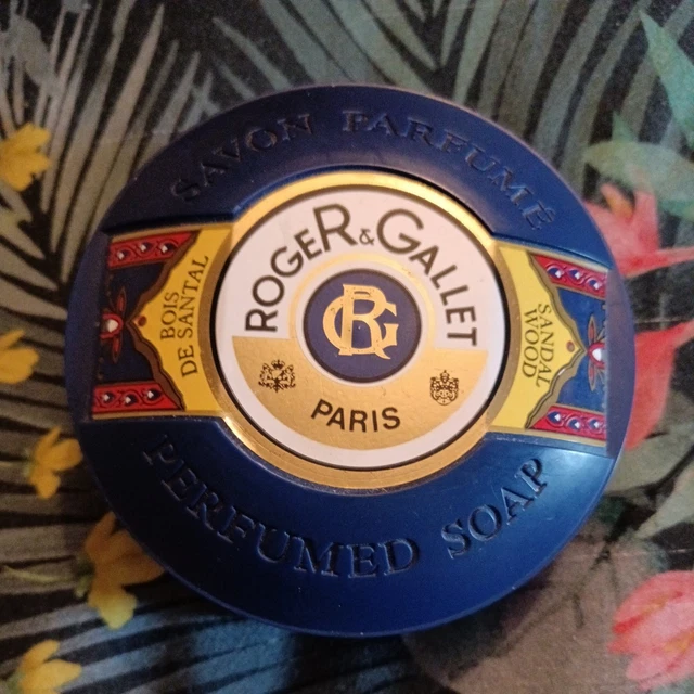 Roger & Gallet Bois de Santal Savon Bienfaisant 100g - La Pharmacie de Roger & Gallet Bois de Santal Savon Bienfaisant 100g - La Pharmacie de
