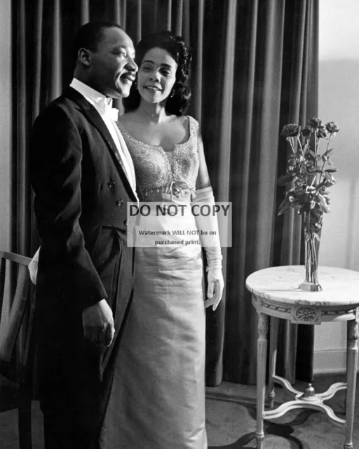 11X14 Photo - Martin Luther King, Jr. And Wife Coretta Scott King (Fb-696)