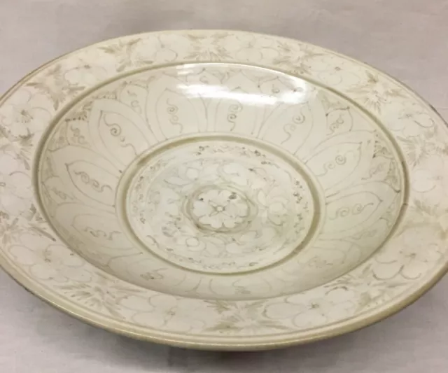 Large Old bowl.  Yuan/Early Ming. 2