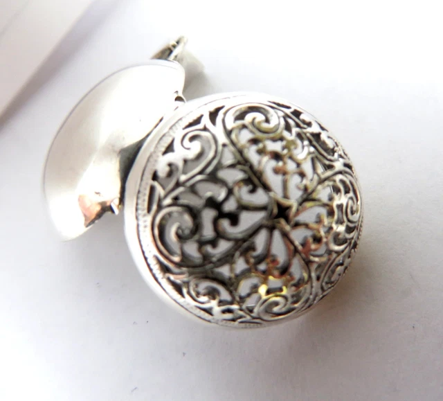 Sterling Silver Celtic openwork family photo memory Perfume locket Victorian